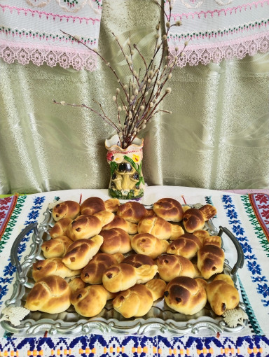 Жаворонки весну кличут Жаворонки весну кличут.